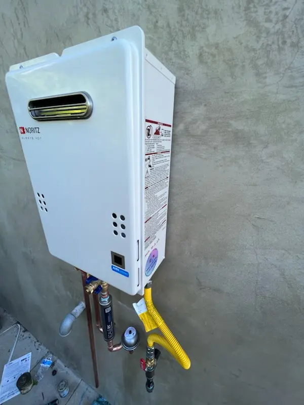 Tankless water heater installation for Saratoga Springs homes